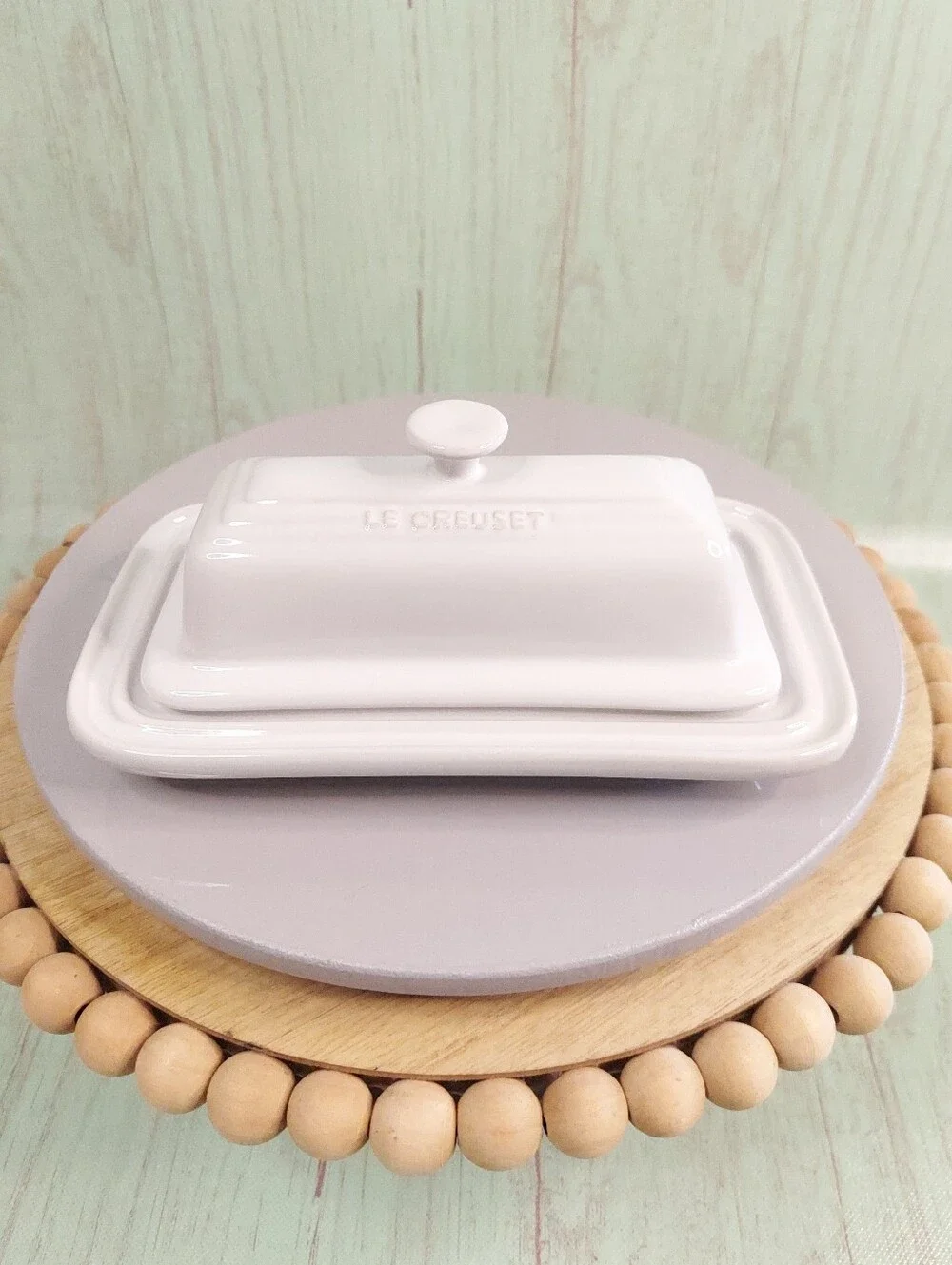 Le Creuset White Stoneware Butter Dish with Knob Lid